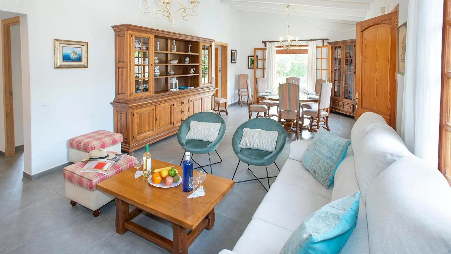 Villa Can Menonge By Vintage Travel Pollenca Spain